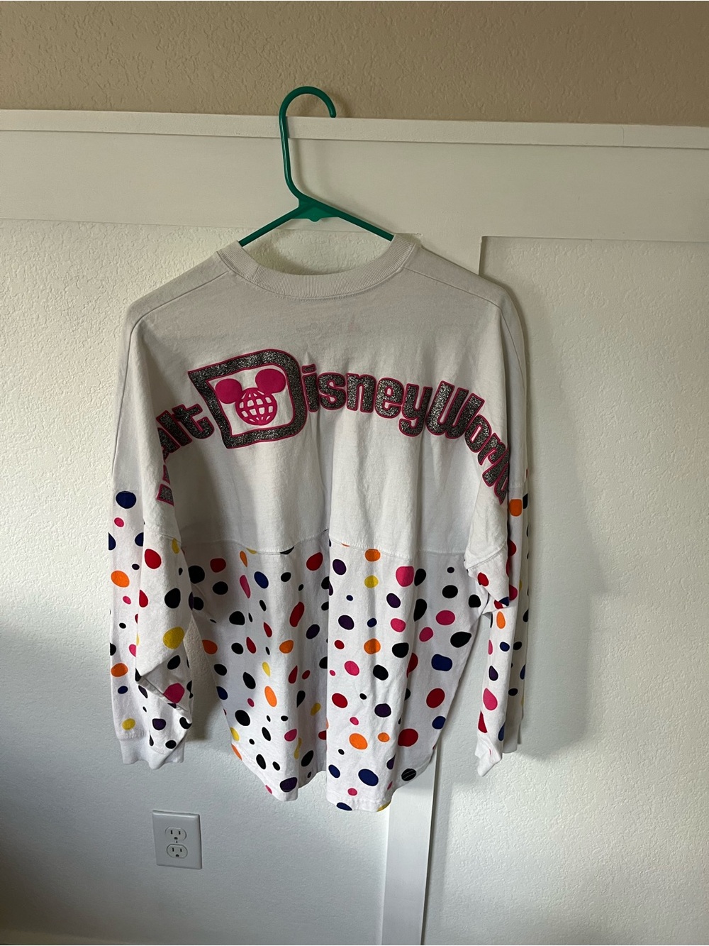 Walt Disney World Women's Medium Polka Dot Spirit Jersey Long-sleeve.